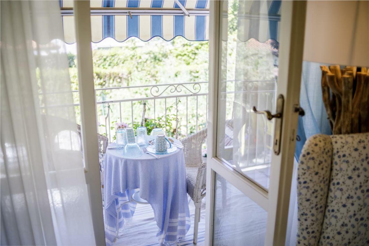 B&B Due Passi Dal Mare Cinquale Exterior foto